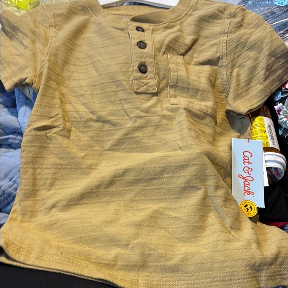 Cat & Jack Kids boy tan short sleeve 3 button front pocket top